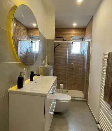Moderne 3-zimmer-wohnung *